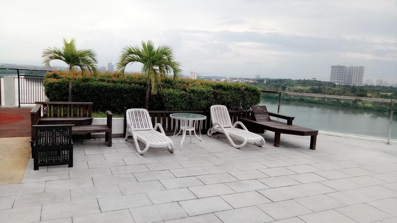 Bayu Marina Apartemen *